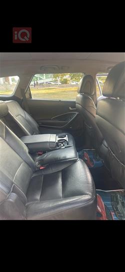 Hyundai Grand Santa Fe